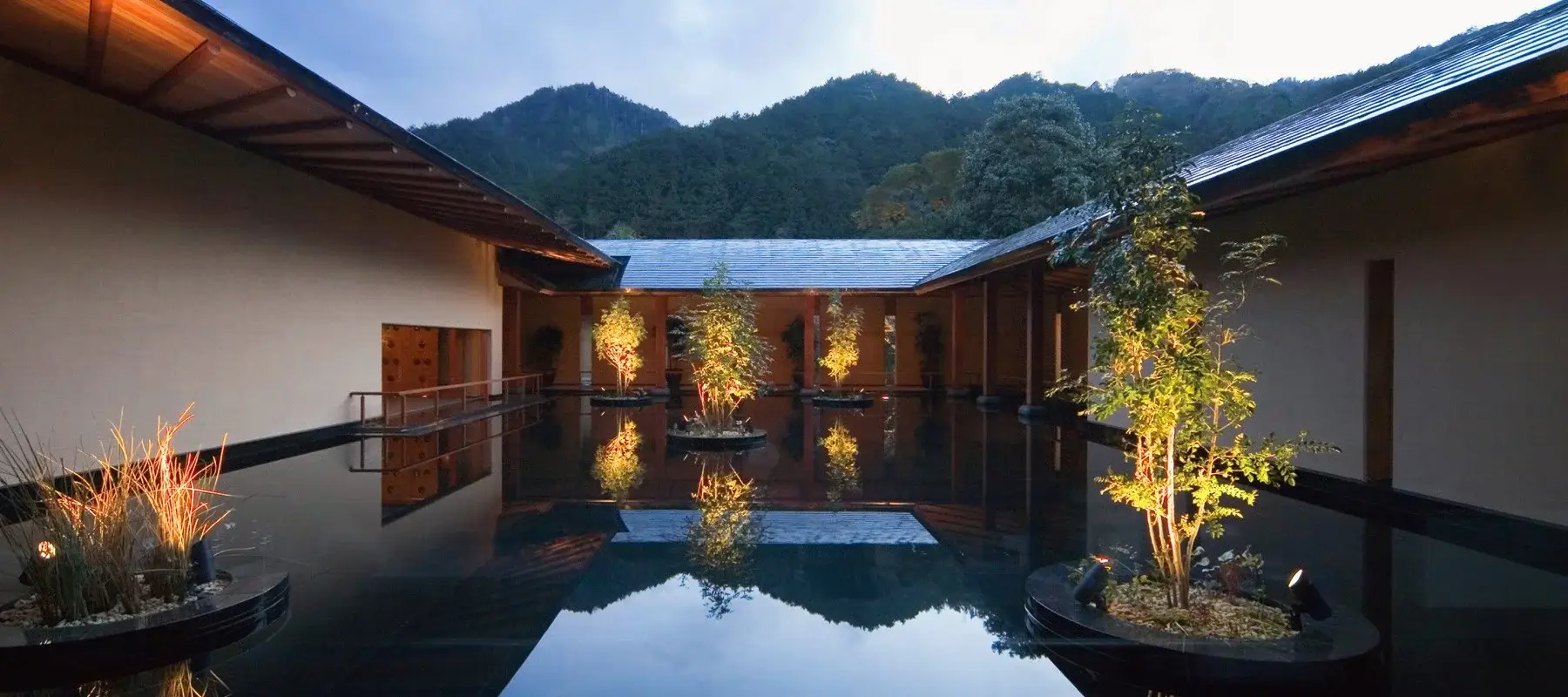 長門湯本溫泉 大谷山莊 別邸音信 水池